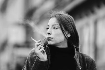 » #1/9 « / On the streets of Berlin.... / Blog post by <a href="https://strkng.com/en/model/lysann/">Model Lysann</a> / 2018-03-18 11:45 / Portrait