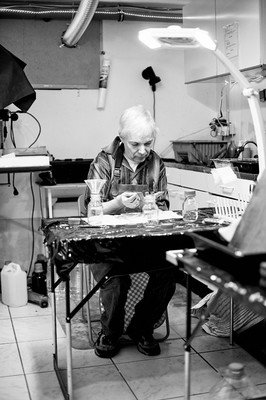 » #6/9 « / Wet plate collodion photo on glass / Blog post by <a href="https://strkng.com/en/model/lysann/">Model Lysann</a> / 2018-04-03 13:02 / Menschen